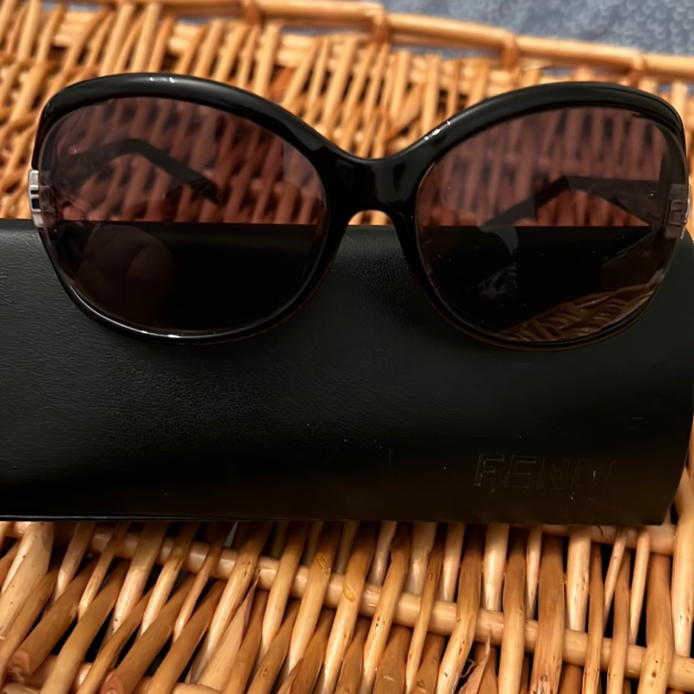 Fendi FS5152 Sunglasses